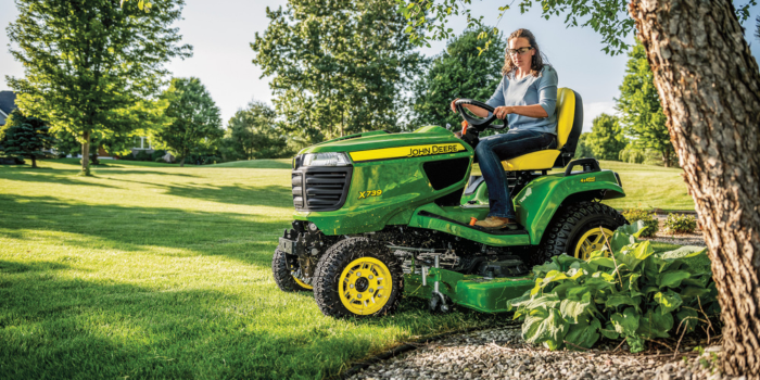 Entretien-pelouse-john-deere-agritex-x739-tracteur