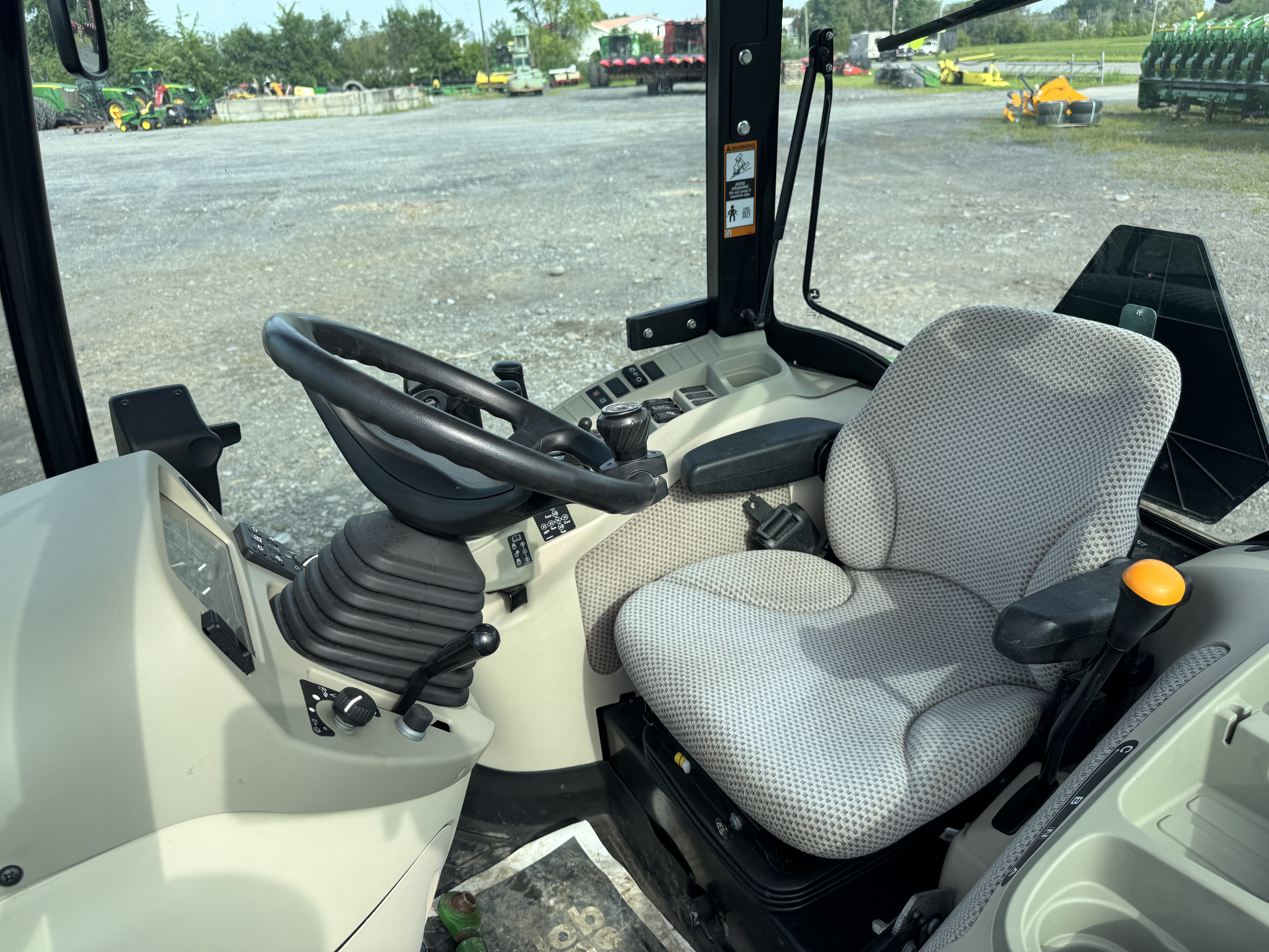 John Deere 4052R TURF JRTX    