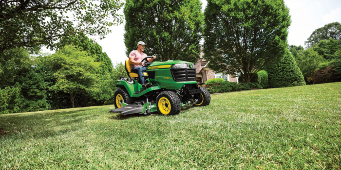 Entretien-pelouse-john-deere-agritex-tracteur