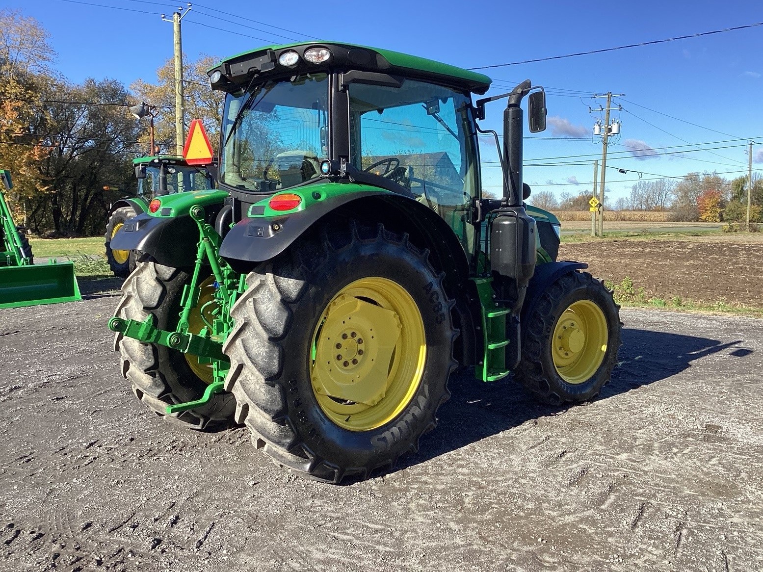 John Deere 6110R   