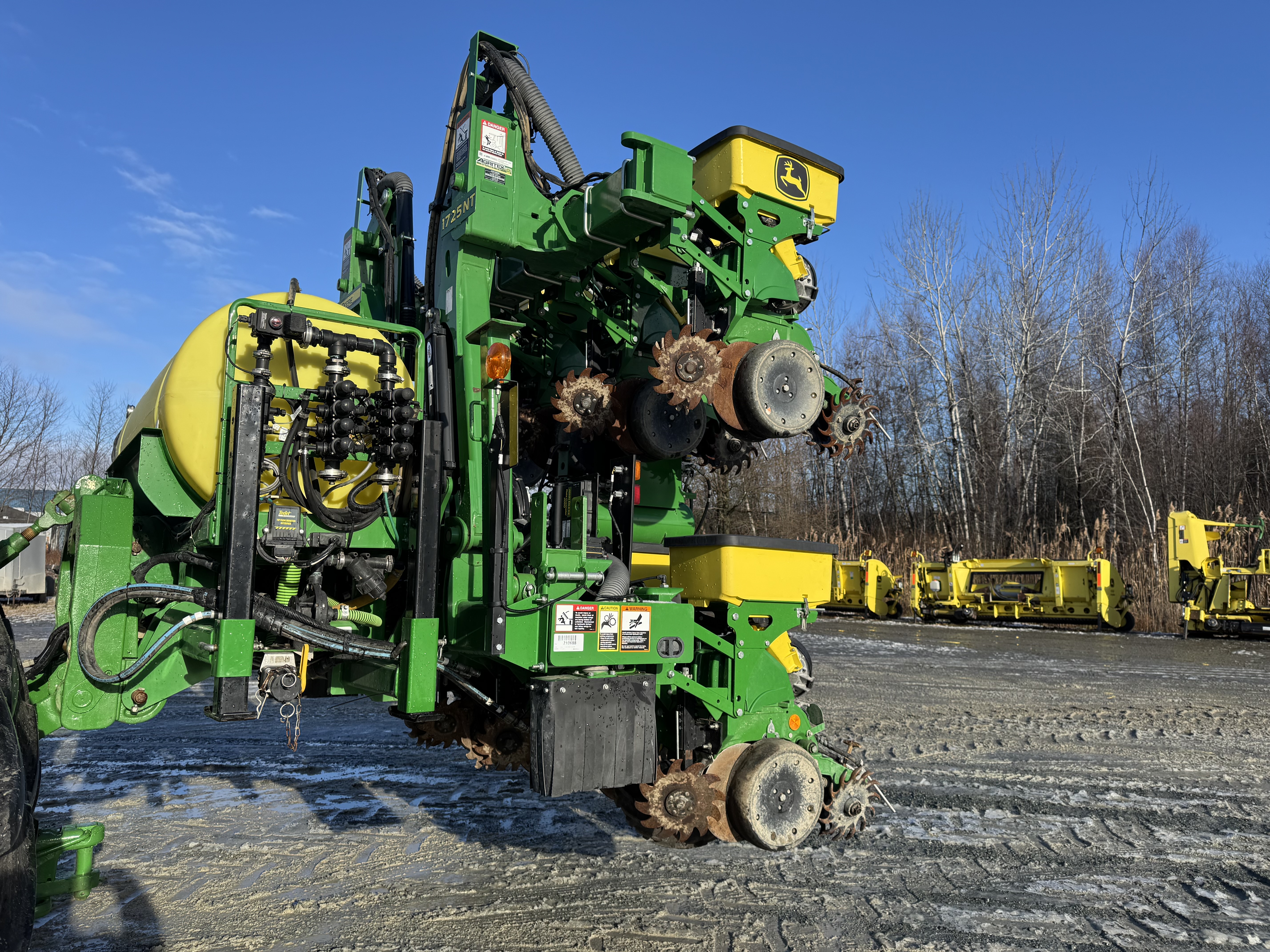 John Deere 1725NT Stack Fold