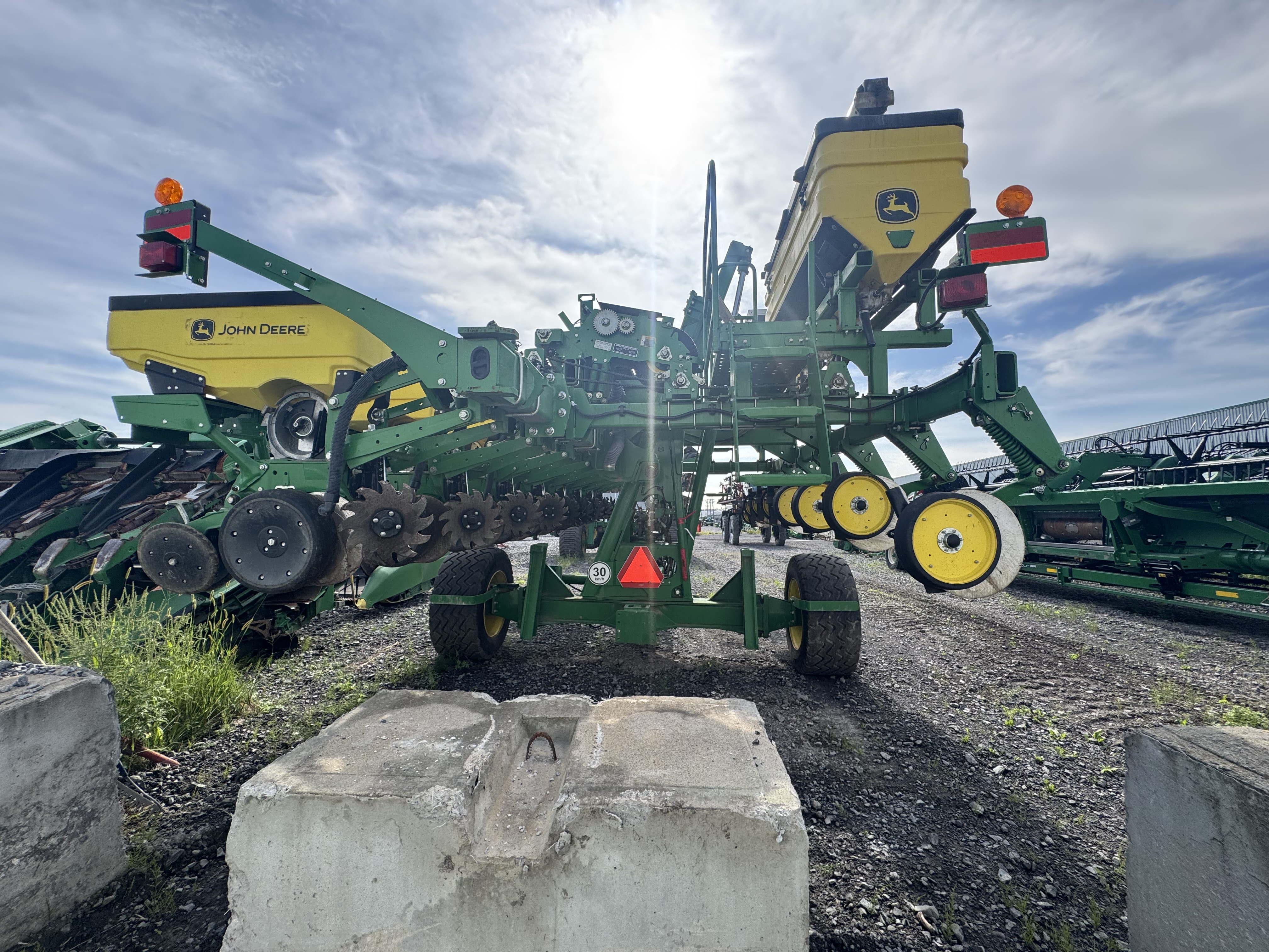 John Deere 1745