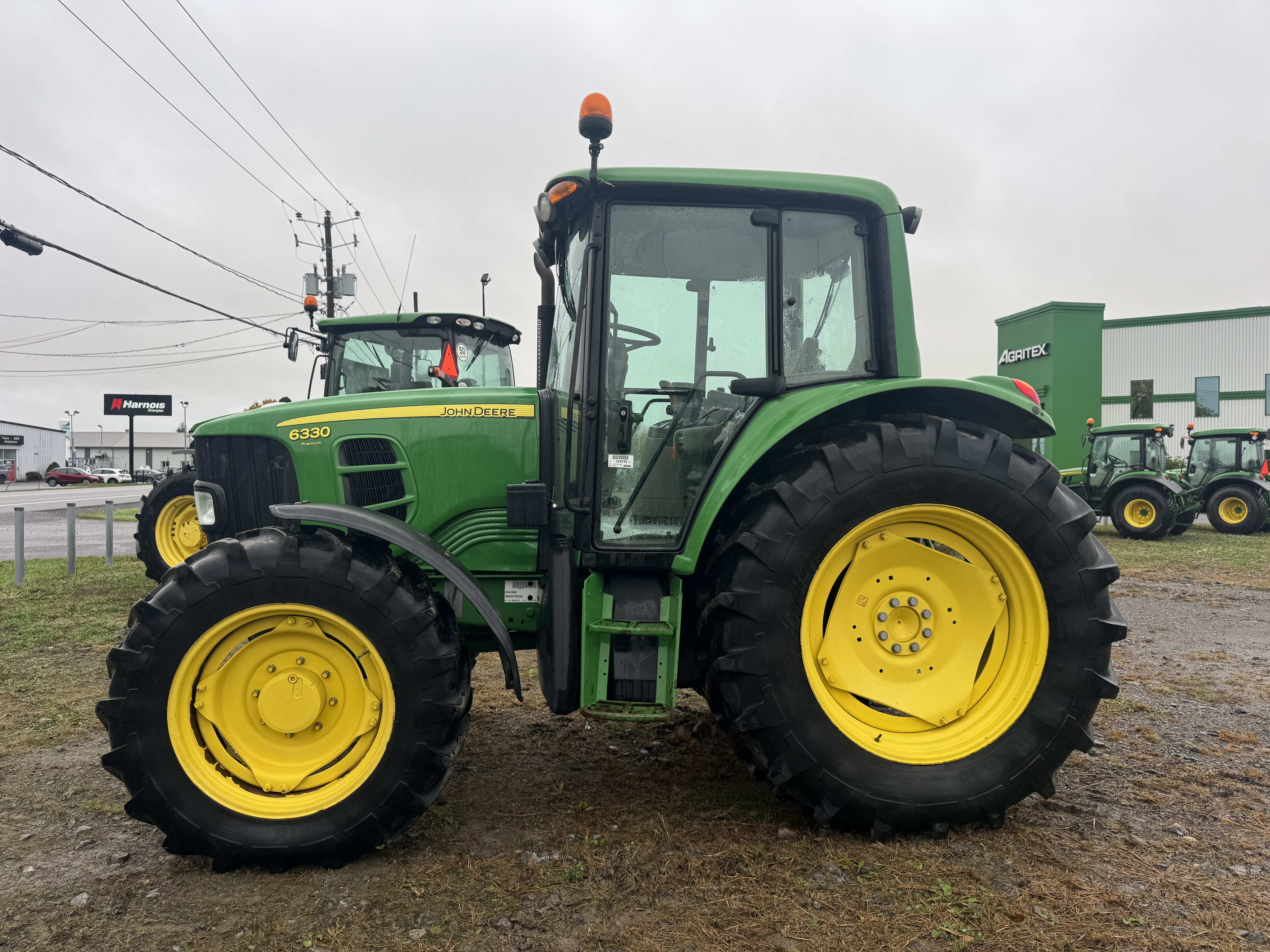 John Deere 6330