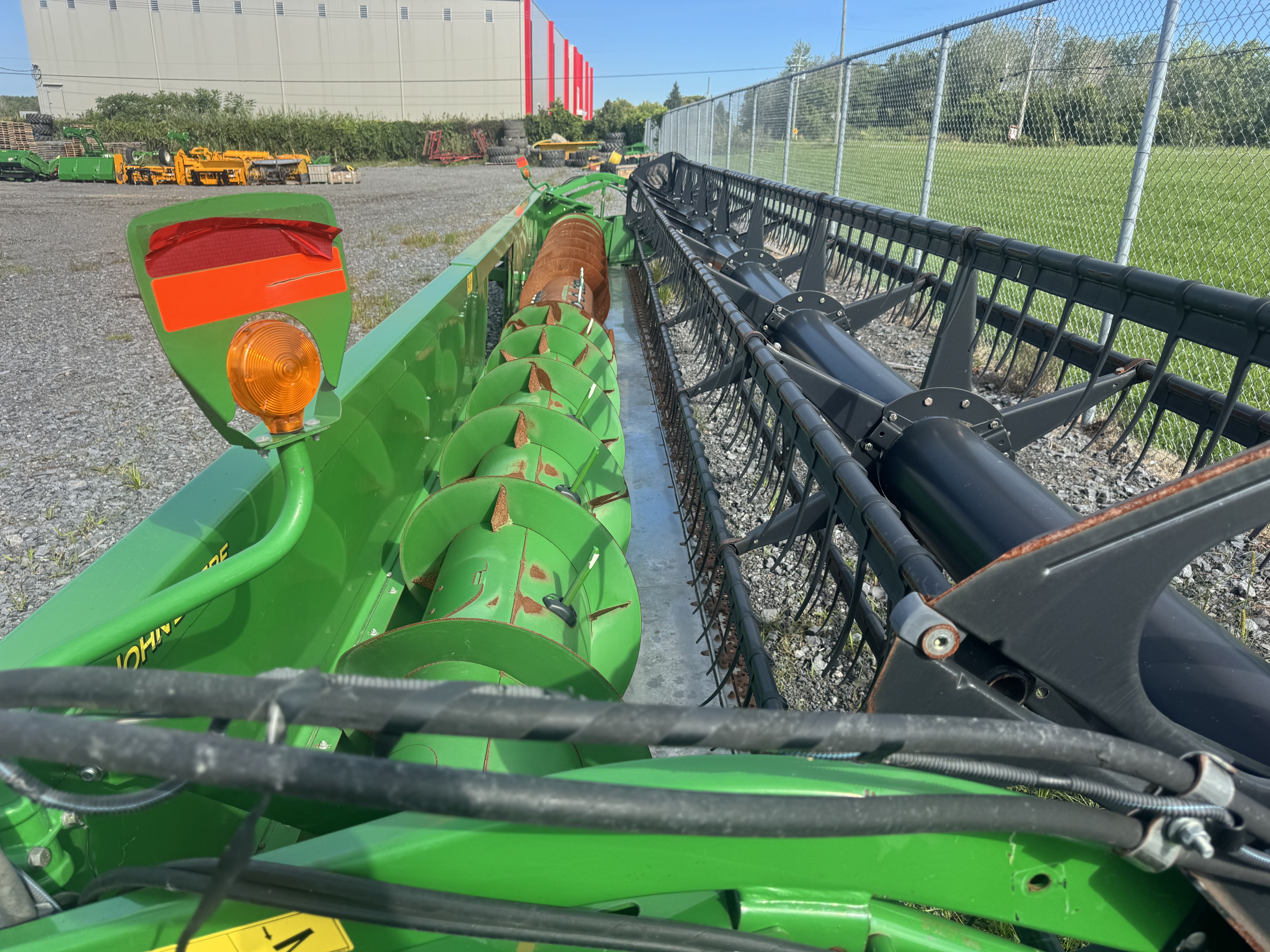 John Deere 635F