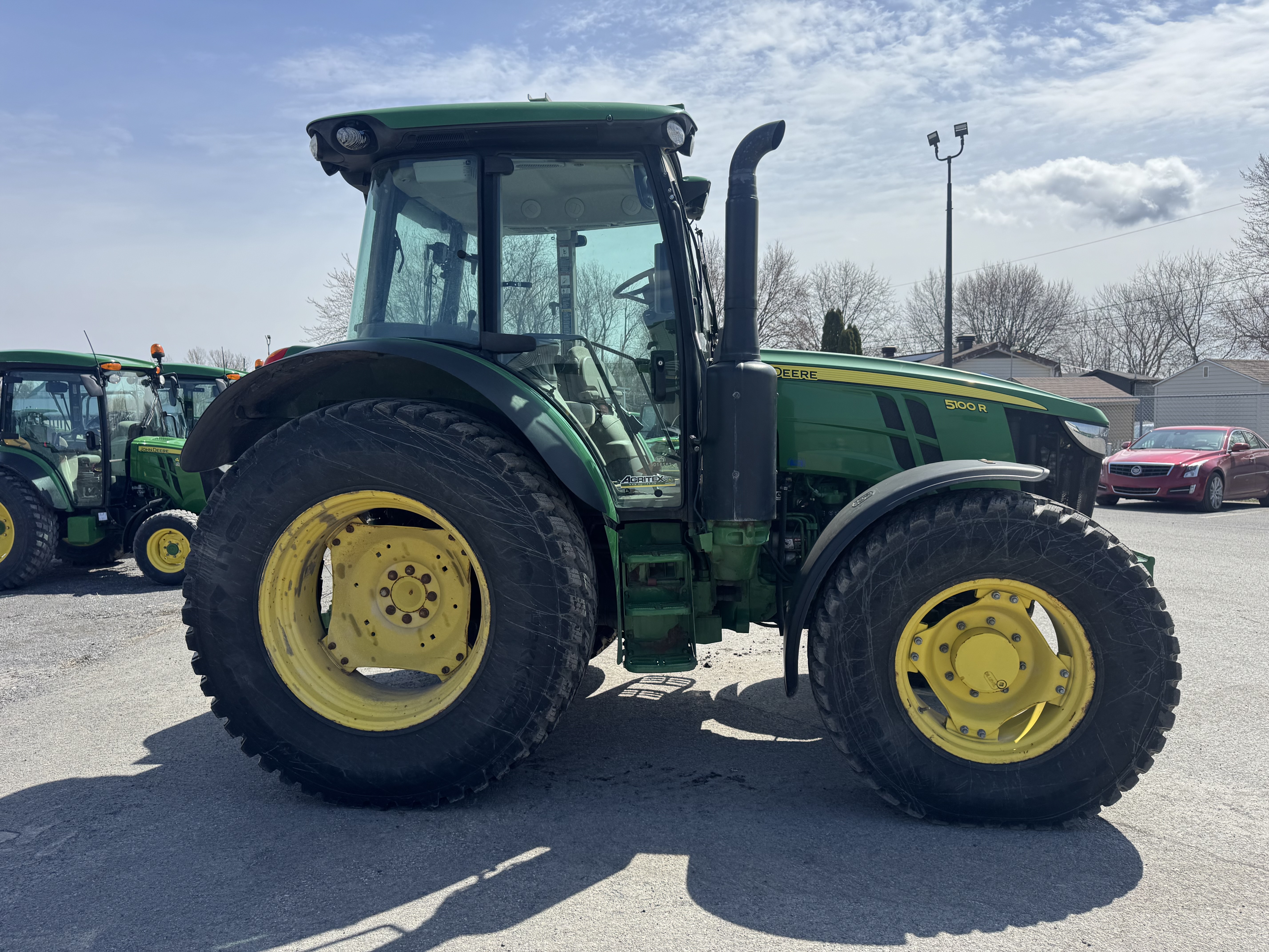 John Deere 5100R