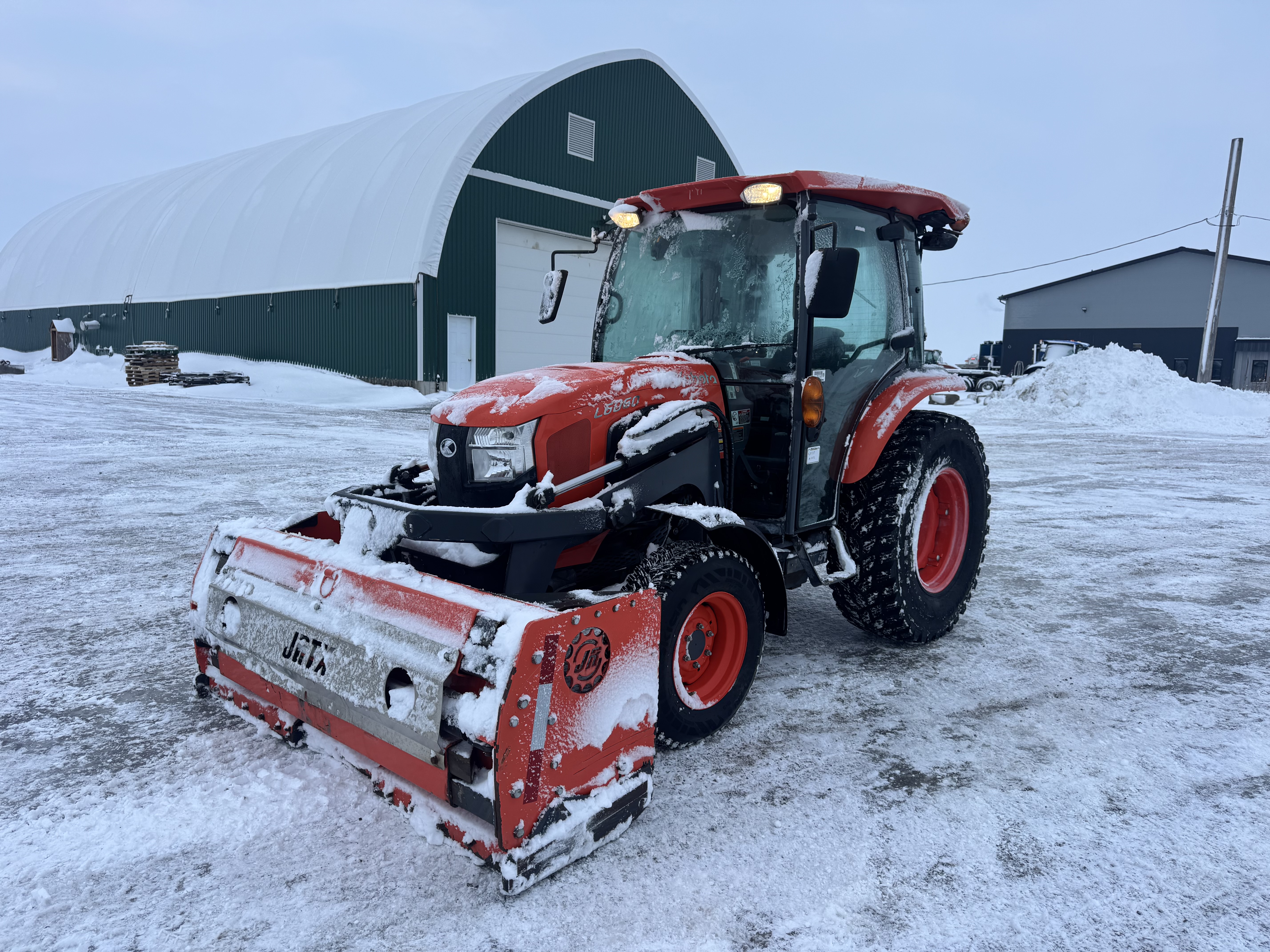 Kubota L6060 GRATTE NOKIAN