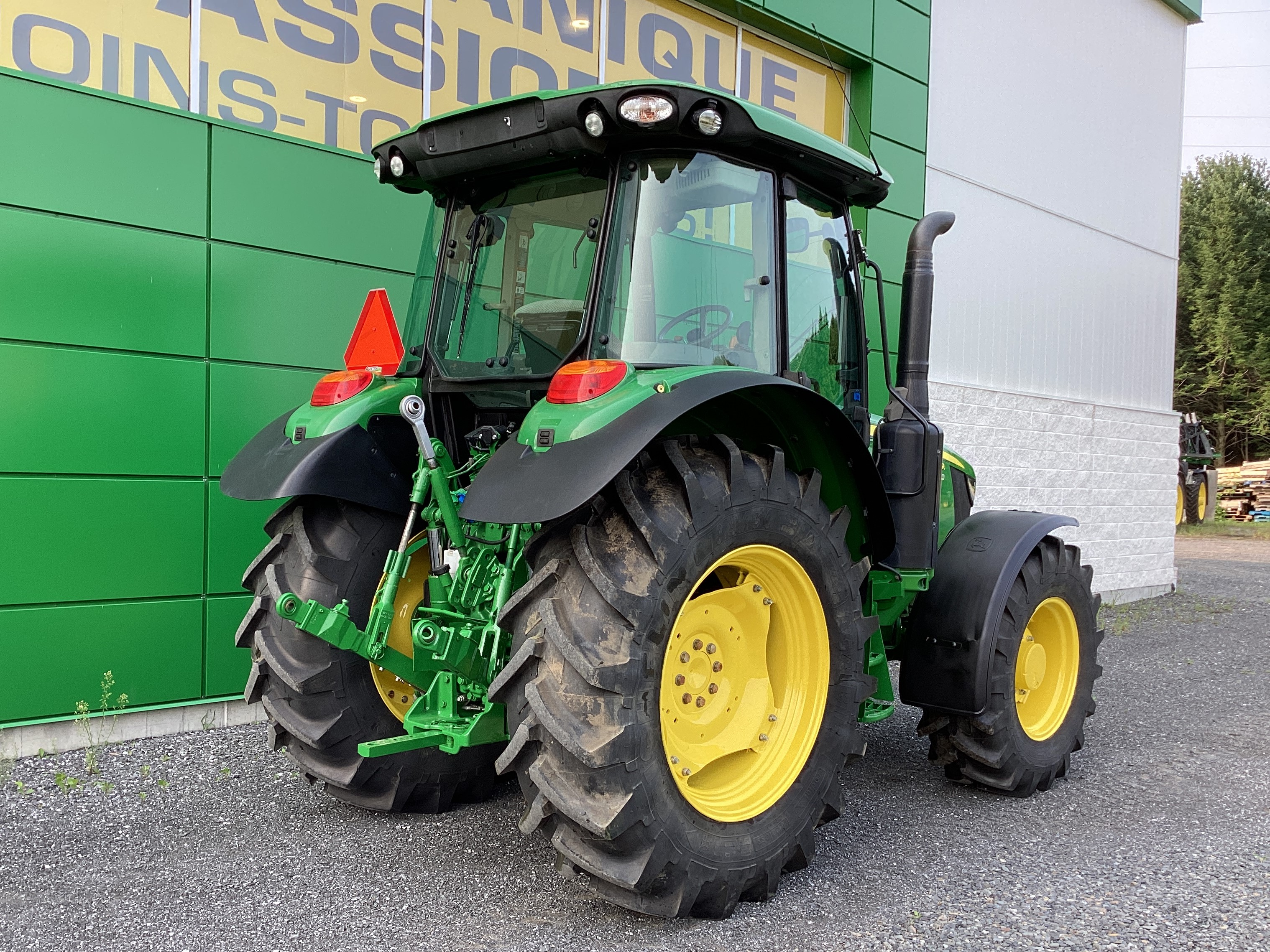 John Deere 5090R