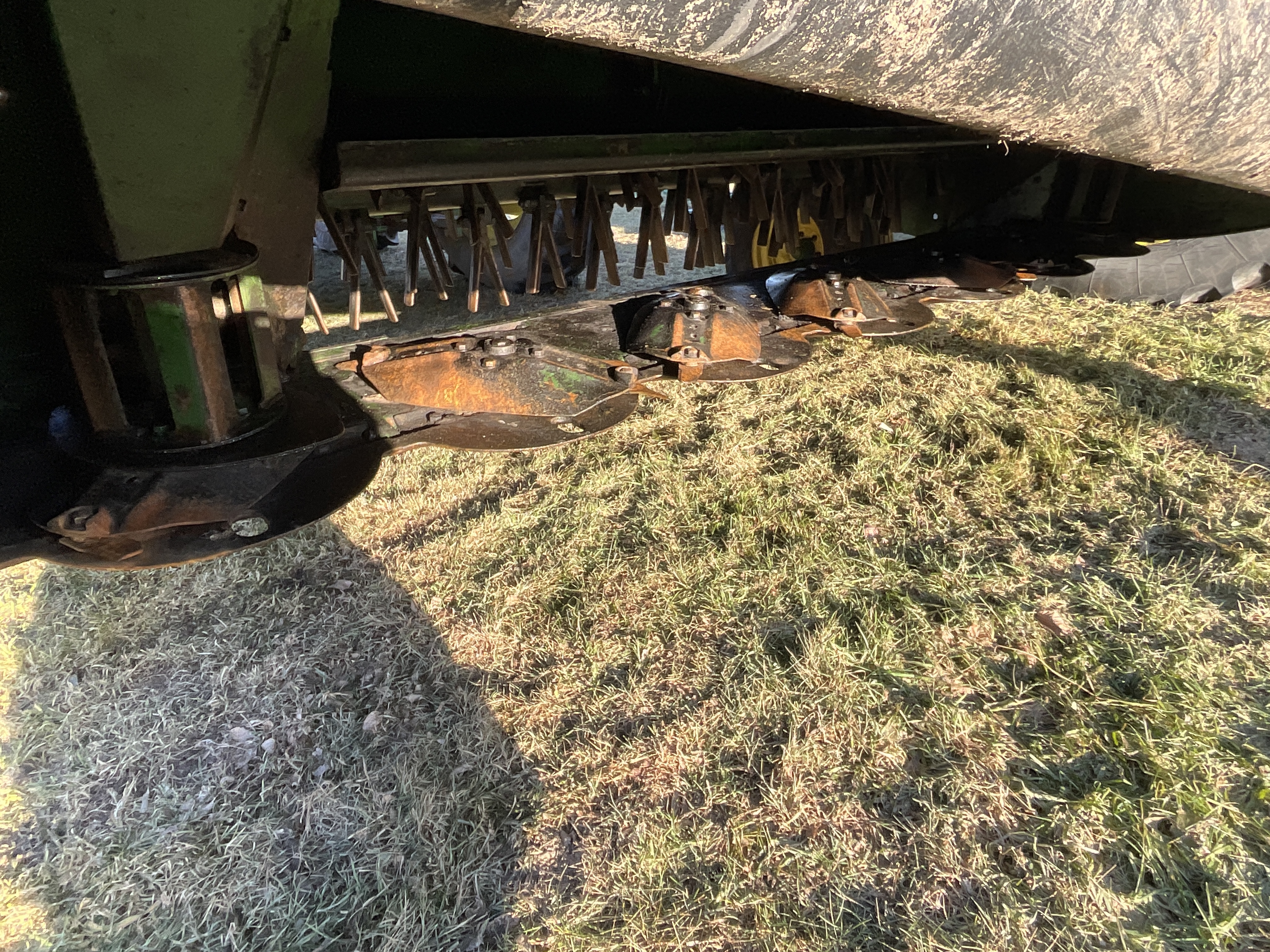 John Deere 635