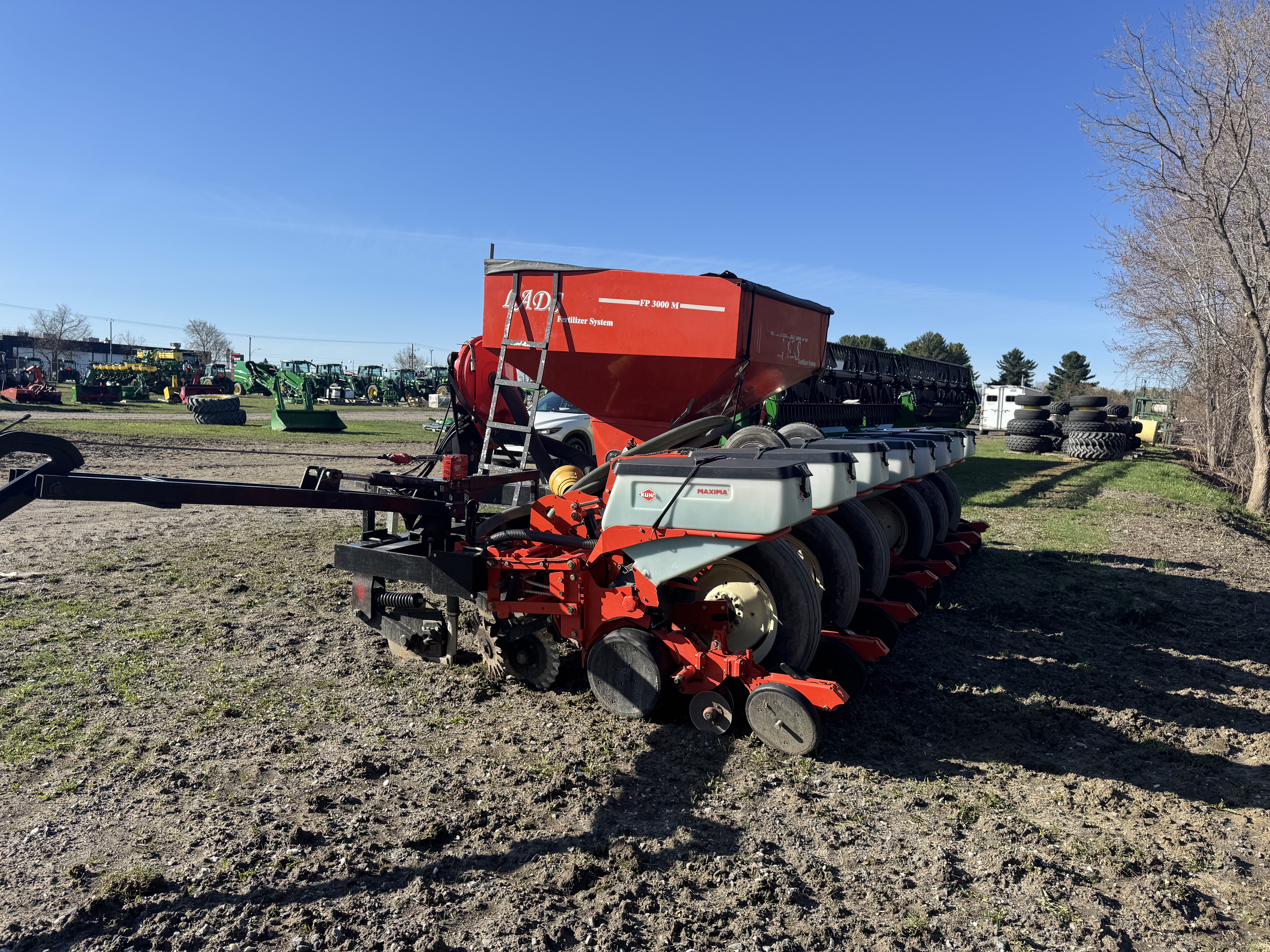 Kuhn Maxima HD /// FP3000M