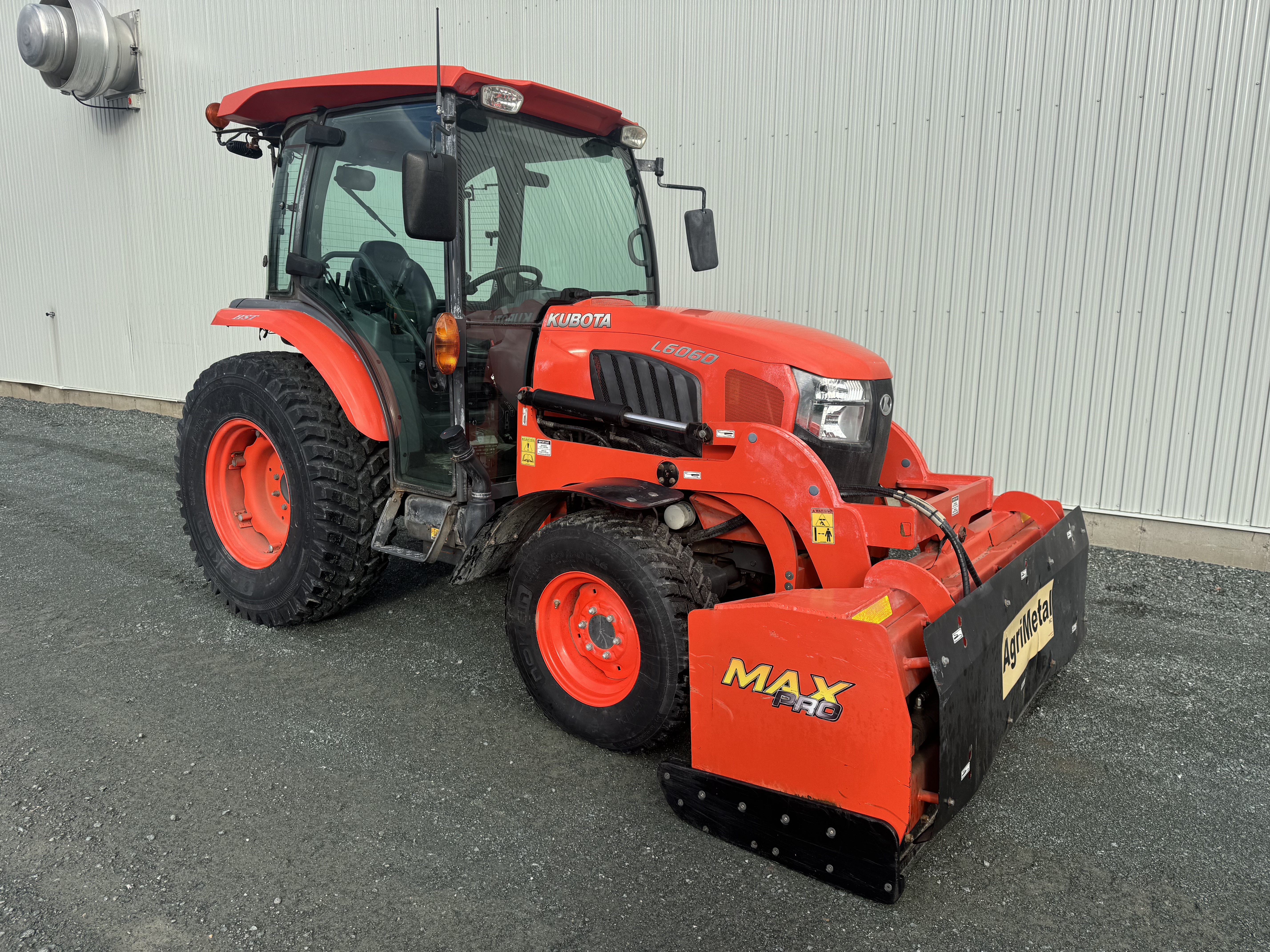 Kubota L6060 GRATTE NOKIAN