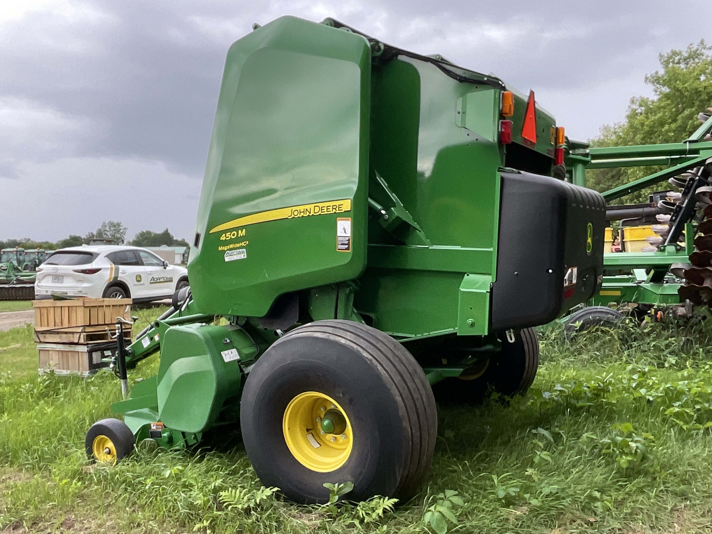 John Deere 450M 