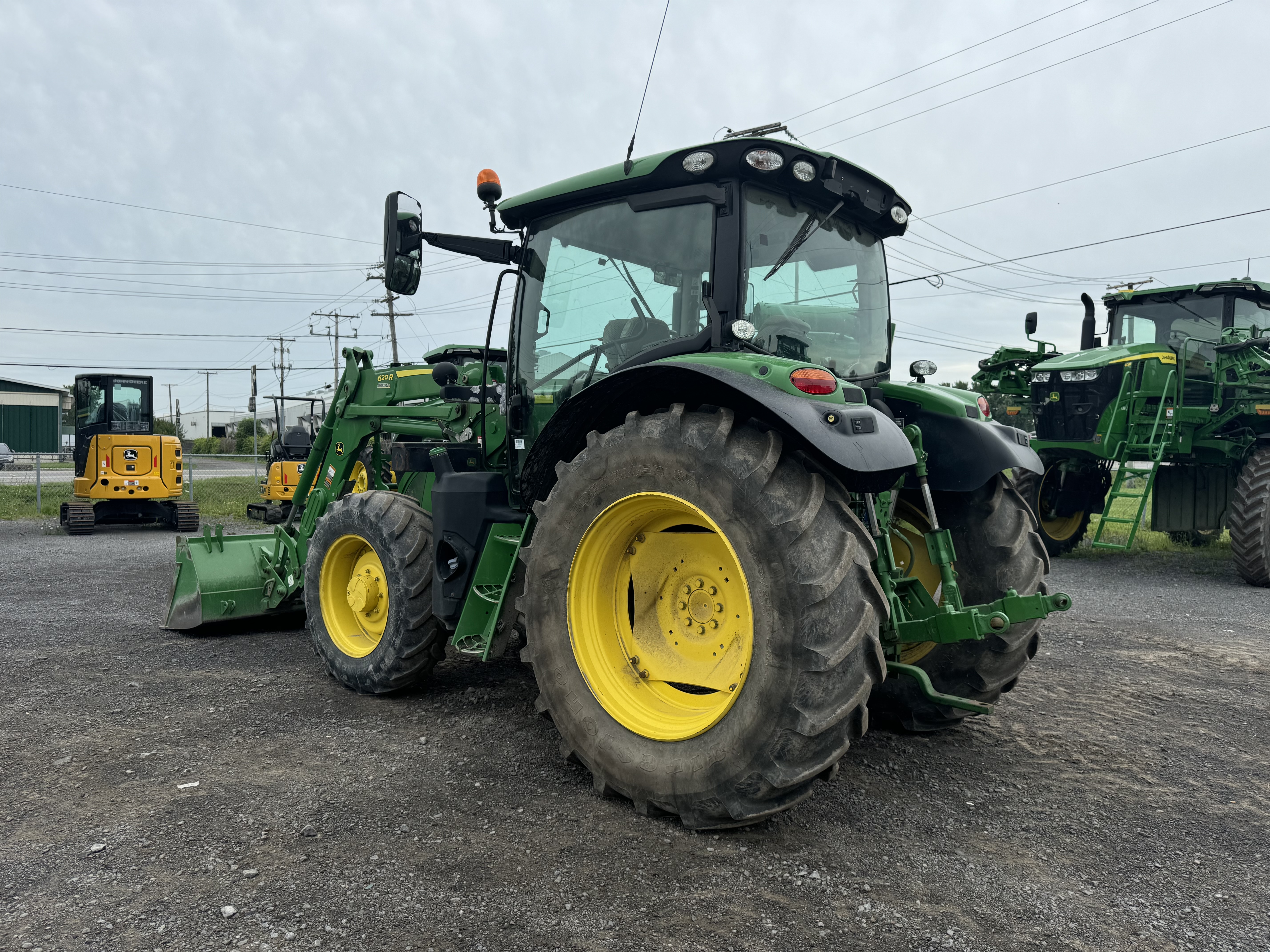 John Deere 6130R