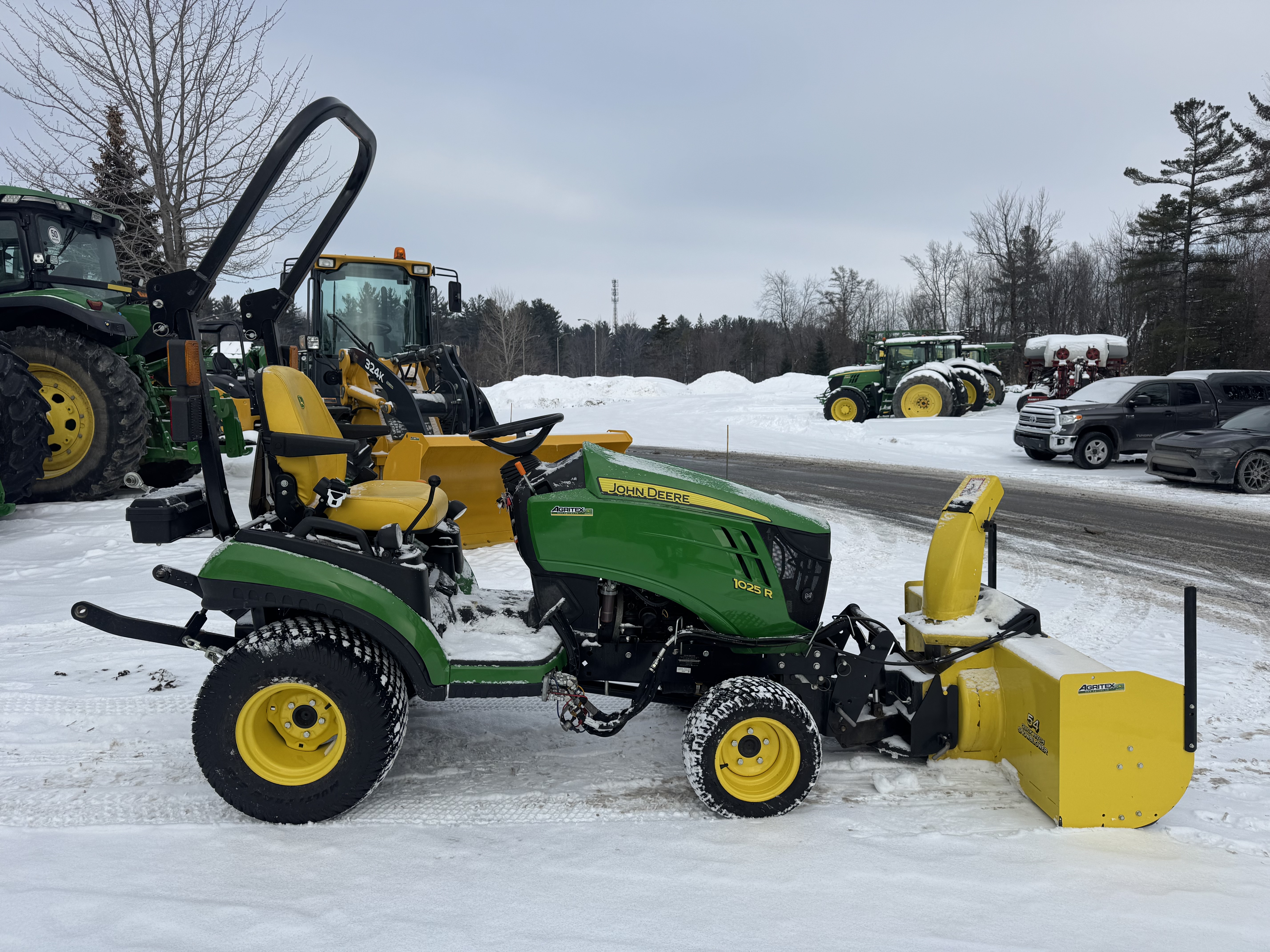 John Deere 1025R